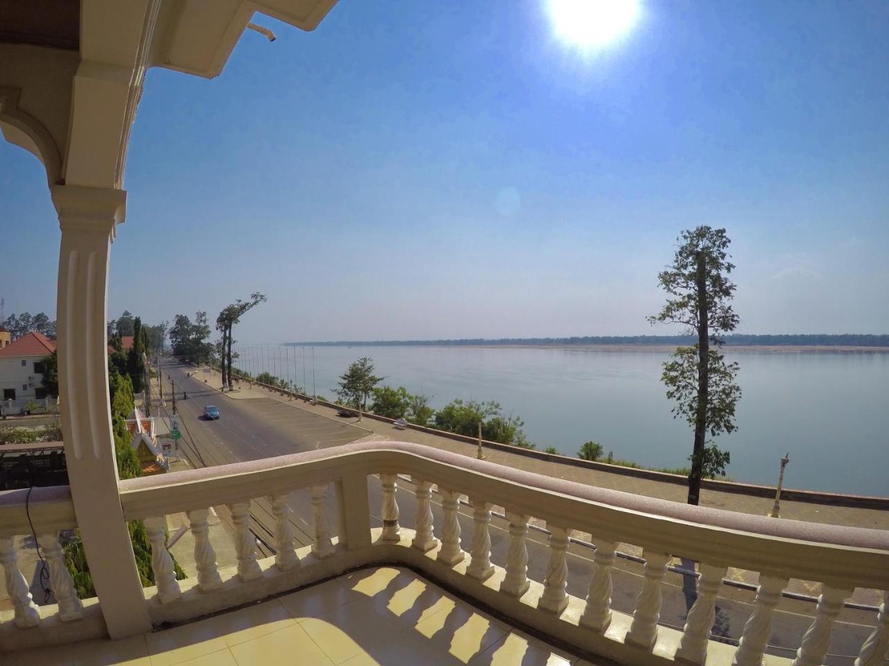 Hengheng II Guest House Krâchéh Zewnętrze zdjęcie