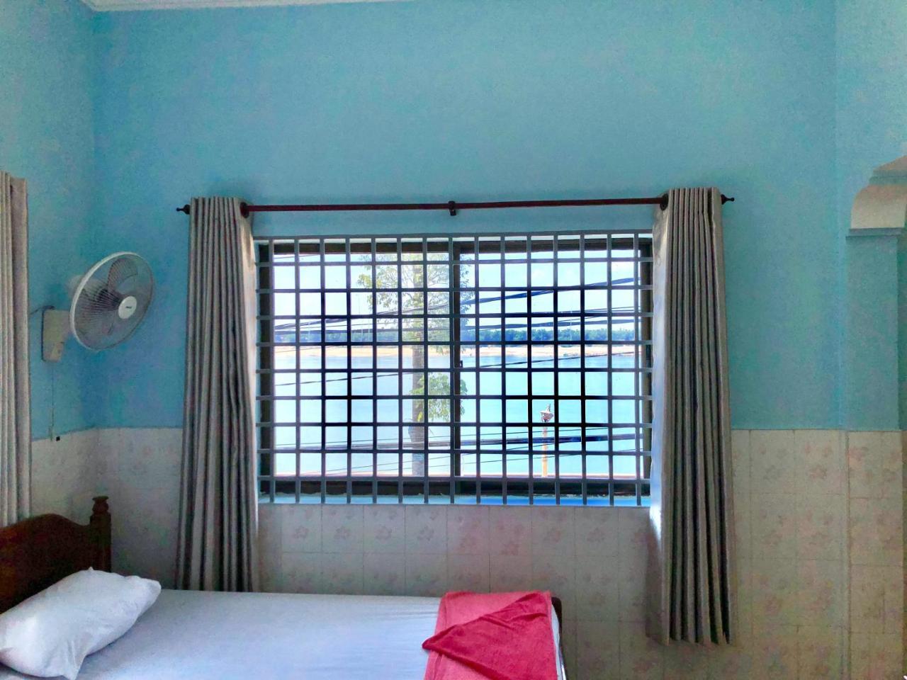 Hengheng II Guest House Krâchéh Zewnętrze zdjęcie