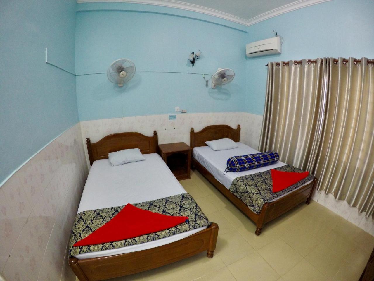 Hengheng II Guest House Krâchéh Zewnętrze zdjęcie